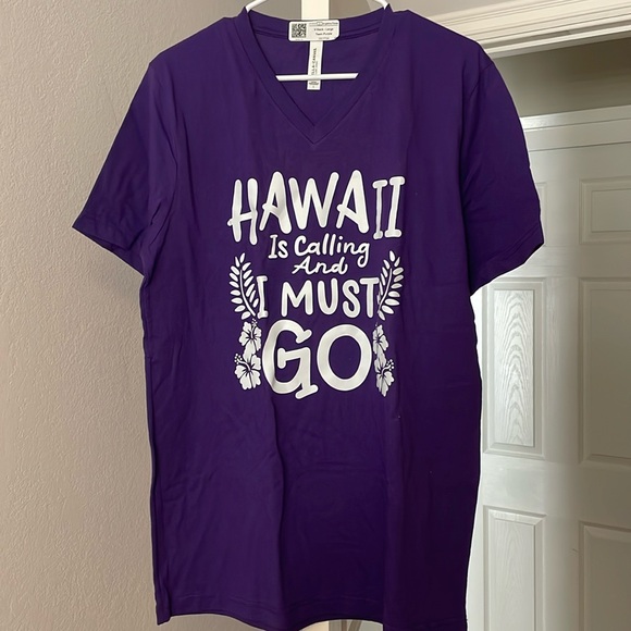 Hawaii Is Calling T-shirt, unisex size Large - Picture 1 of 4